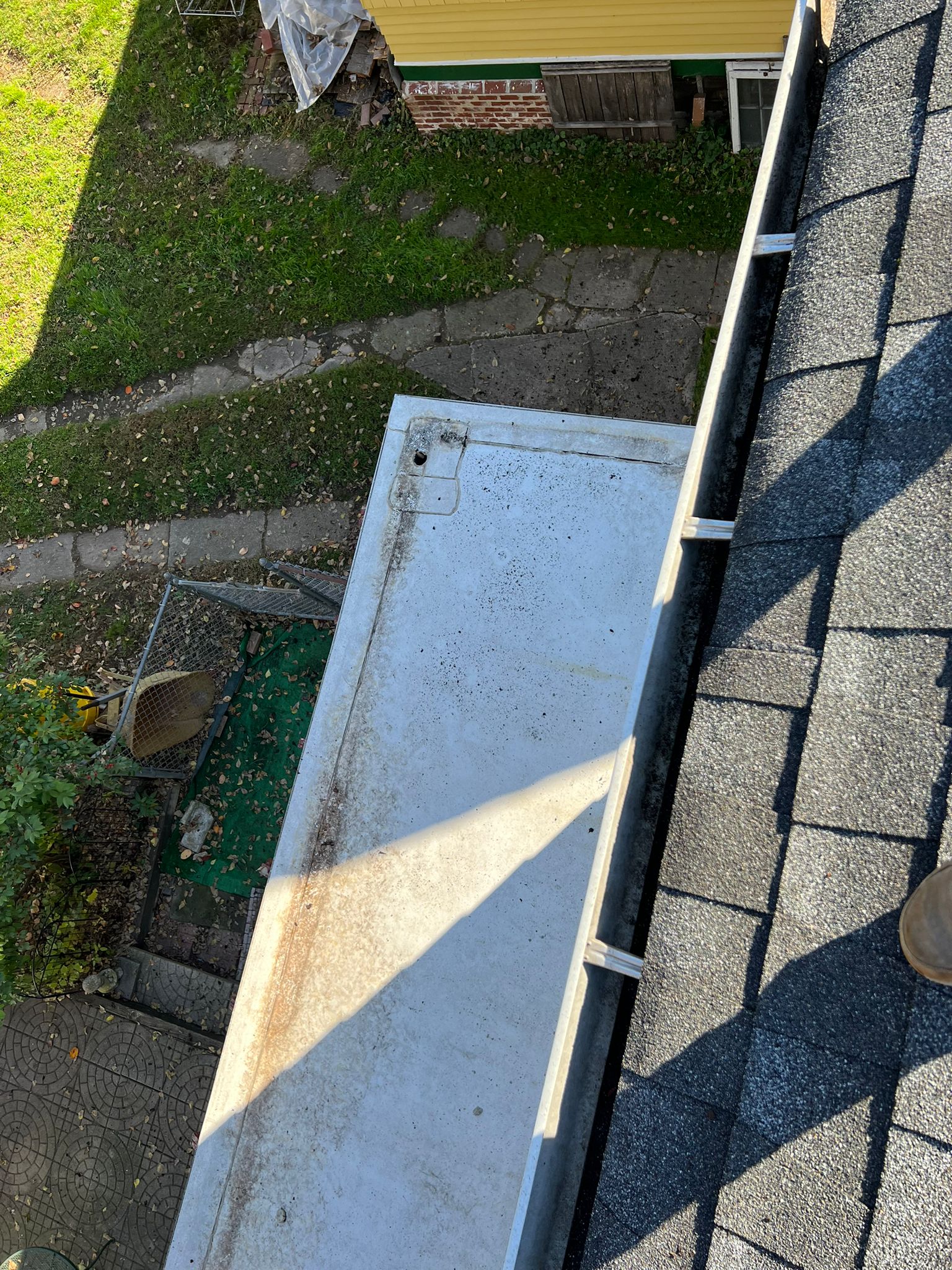 Gutter cleaning